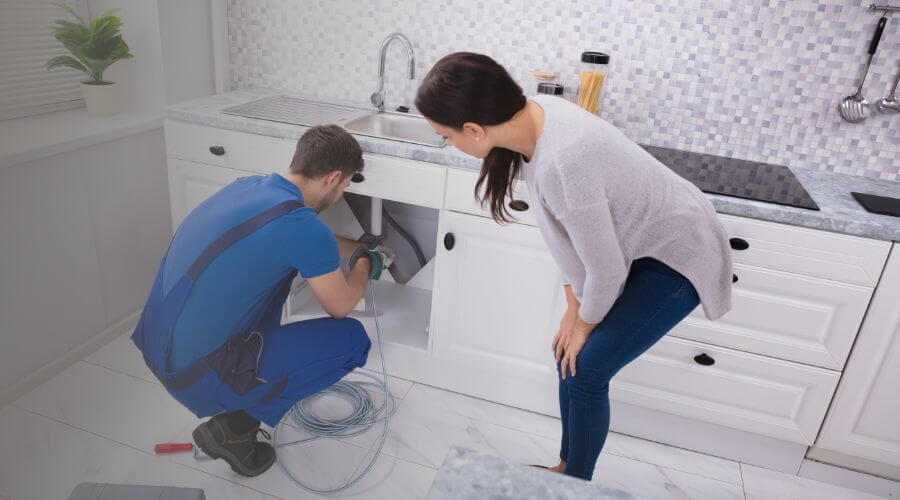 Local tankless water heater installation in Mound City, IL